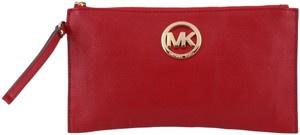 Michael kors red leather wrist bag.